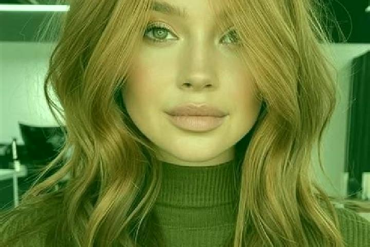 Mila, 34, a auburn hazel-eyed slavic companion based in Embsay. Offering 69, Duos, Dinner Date. Available for incall and outcall, day and evening dates.