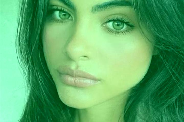 Mila, 34, a black hazel-eyed caucasian companion based in Robertsville. Offering Striptease, Party Girl, Domination, Tantra. Available for incall and outcall...