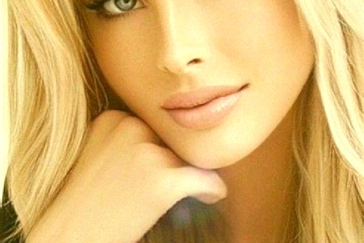 Mila, 34, a dark blonde blue-eyed indian companion based in Pleasantville. Offering Roleplay, A-Level, Girlfriend Experience. Available for incall and outcal...