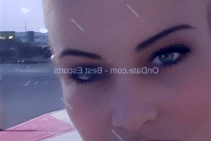 Mila, 34 — Escort in Novoukrainskiy, Russia