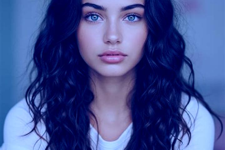 Mila, 35, a blonde amber-eyed mediterranean companion based in Badalasco. Offering Striptease, Deep French Kissing, BDSM. Available for incall and outcall, d...