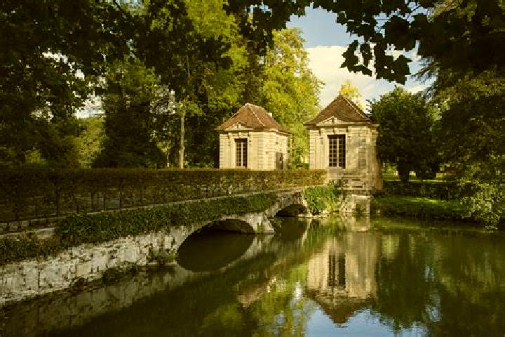 Mila, 35 — Escort in Brie-Comte-Robert, France