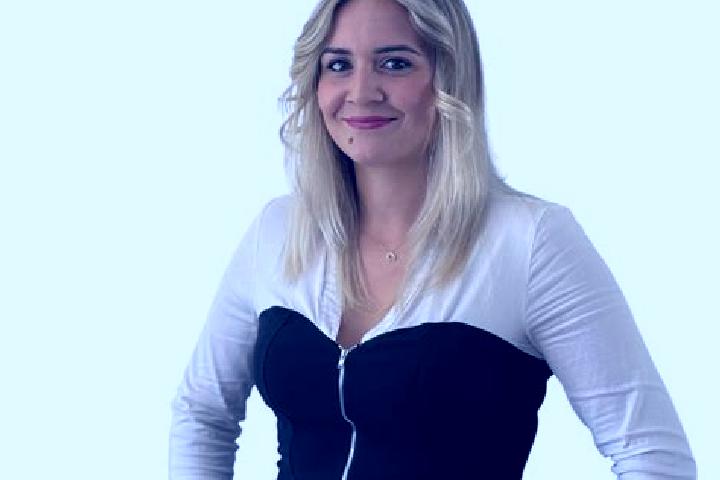 Mila, 35 — Escort in Crouy-sur-Cosson, France