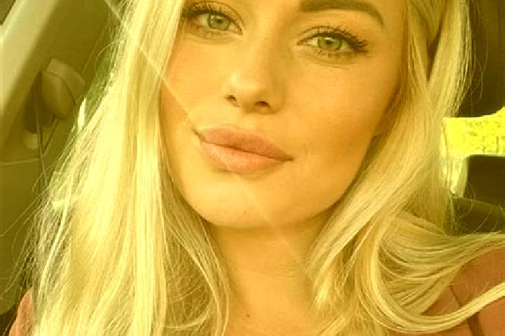 Mila, 36, a blonde hazel-eyed latina companion based in Zirknitz. Offering Couples, Massage, Erotic Massage, Roleplay. Available for incall and outcall, day ...