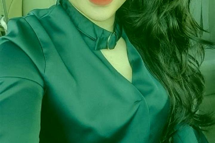 Mila, 36, a chestnut amber-eyed latina companion based in Seeberg. Offering Prostate Massage, Girlfriend Experience, Erotic Massage. Available for incall and...