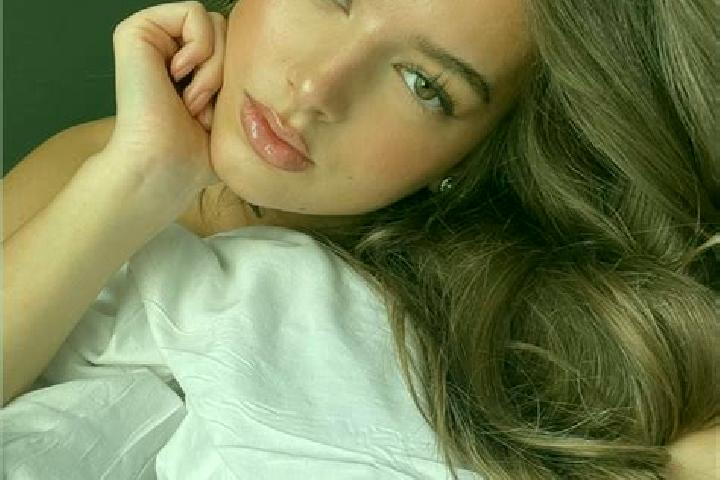 Mila, 36, a chestnut hazel-eyed caribbean companion based in Tambak. Offering Overnight, Massage, Travel Companion, Duos. Available for incall and outcall, o...