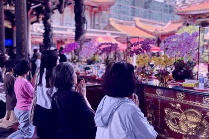 Mila, 36 — Escort in Jiaobei, China