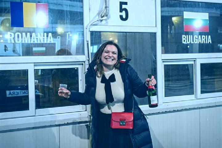 Mila, 36 — Escort in Ohaba, Romania