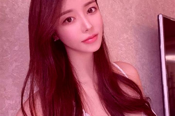 Mila, 36 — Escort in Tanshui, China