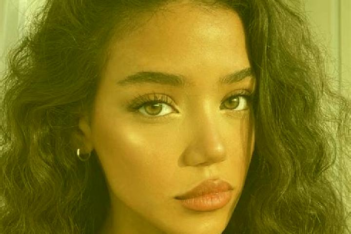 Mila, 37, a black brown-eyed caribbean companion based in Bourget. Offering Couples, Domination, Dinner Date. Available for incall and outcall, overnight boo...