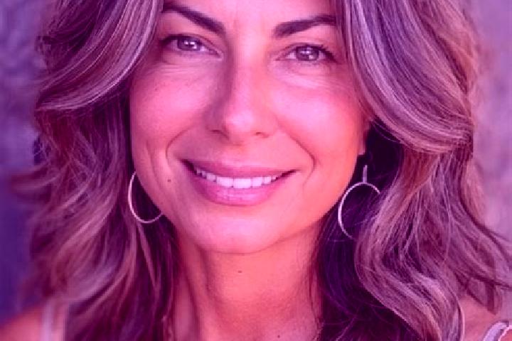 Mila, 37, a brunette grey-eyed latina companion based in Sao Pedro das Missoes. Offering OWO, Dinner Date, BDSM. Available for incall and outcall, day and ev...