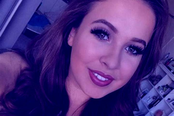 Mila, 37, a chestnut hazel-eyed european companion based in Fondarella. Offering Couples, Deep French Kissing, Party Girl, CIM, Prostate Massage. Available f...