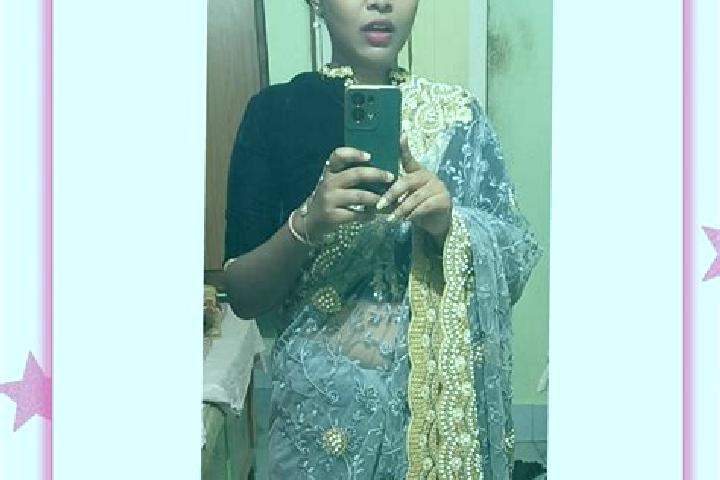 Mila, 37 — Escort in Sachin INA, India