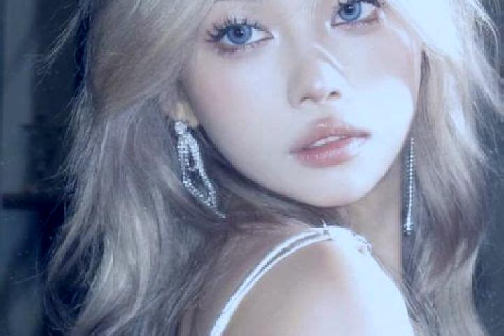 Mila, 38, a blonde blue-eyed asian companion based in Genga. Offering Tantra, CIM, Deep French Kissing, Party Girl. Available for incall and outcall, day and...