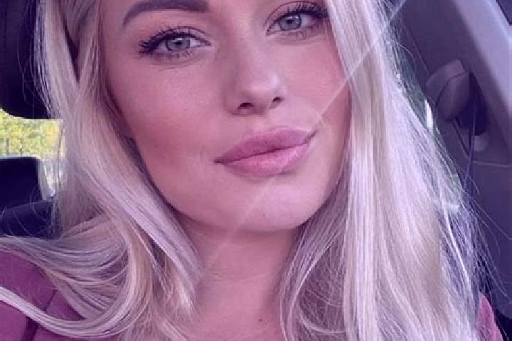 Mila, 38, a blonde hazel-eyed middle eastern companion based in Romney. Offering Deep French Kissing, Overnight, Prostate Massage. Available for incall and o...