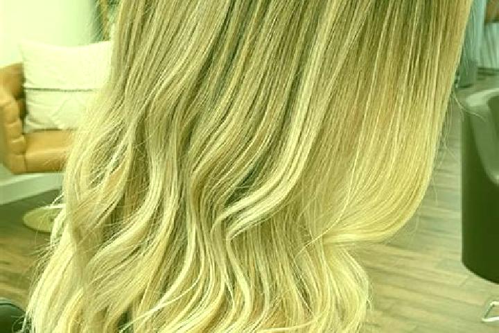 Mila, 38, a dark blonde amber-eyed mixed companion based in Lagoao. Offering Deep French Kissing, Party Girl, Erotic Massage, Domination, Roleplay. Available...