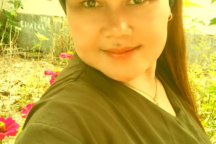 Mila, 38 — Escort in Lohayong, Indonesia
