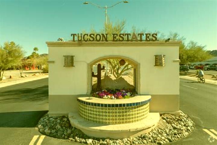 Mila, 38 — Escort in Tucson Estates, United States