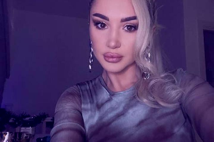 Mila, 39, a black dark-eyed mediterranean companion based in Izvoru Barzii. Offering GFE, Party Girl, A-Level, Fetish, Dinner Date. Available for incall and ...