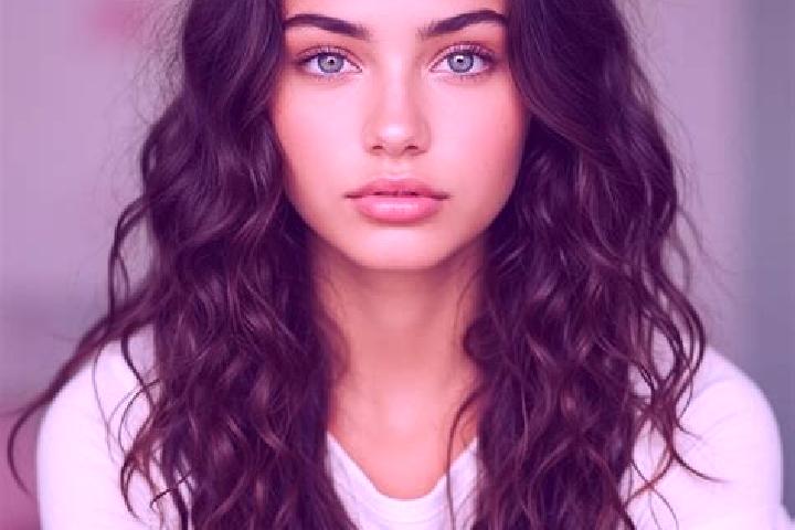 Mila, 39, a brunette brown-eyed mediterranean companion based in Jurancon. Offering Girlfriend Experience, Tantra, Deep French Kissing, 69, BDSM. Available f...