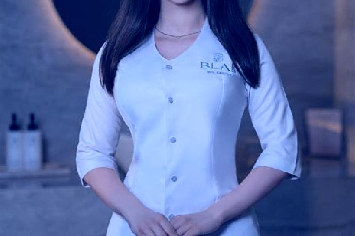 Mila, 39, a chestnut blue-eyed caucasian companion based in Villaviciosa. Offering GFE, Tantra, Erotic Massage, Domination. Available for incall and outcall,...