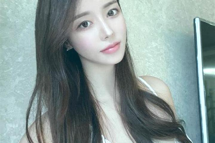 Mila, 39 — Escort in Guochuan, China