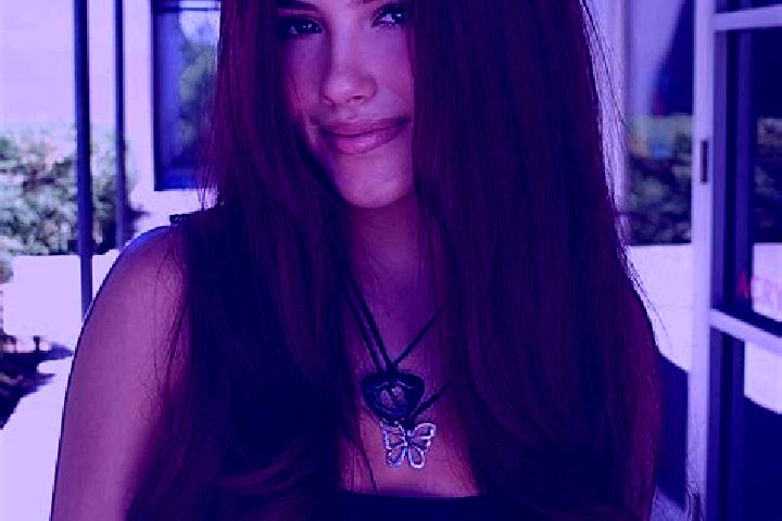 Naomi, 20, a auburn dark-eyed caucasian companion based in Riegelsville. Offering Tantra, Roleplay, Striptease. Available for incall and outcall, overnight b...