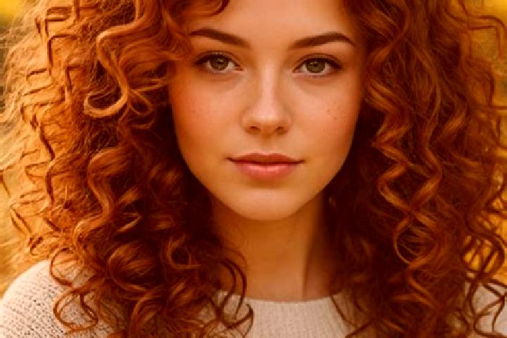 Naomi, 20, a auburn grey-eyed slavic companion based in Borgo Quinzio. Offering Dinner Date, Erotic Massage, Tantra. Available for incall and outcall, day an...