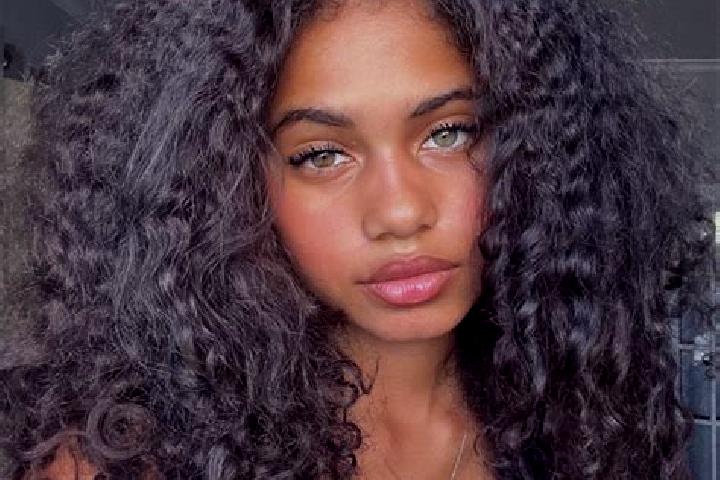 Naomi, 20, a black amber-eyed ebony companion based in Hetoudian. Offering GFE, Dinner Date, Prostate Massage. Available for incall and outcall, day and even...