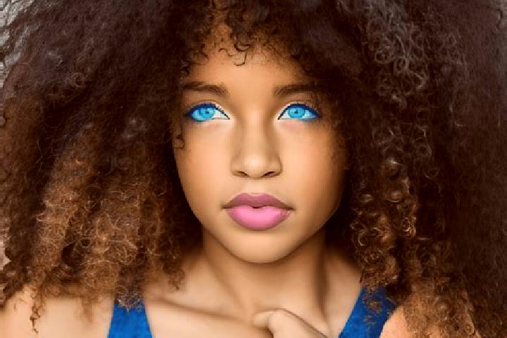 Naomi, 20, a black blue-eyed ebony companion based in Yoshino-cho. Offering A-Level, Deep French Kissing, GFE. Available for incall and outcall, overnight bo...