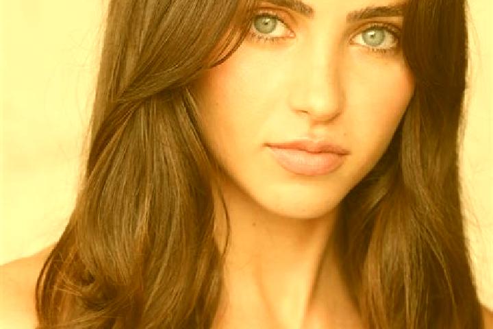 Naomi, 20, a black brown-eyed latina companion based in Thane. Offering Travel Companion, CIM. Available for incall and outcall, day and evening dates.