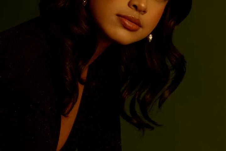 Naomi, 20, a black dark-eyed mixed companion based in Legaspi. Offering Prostate Massage, Tantra, BDSM. Available for incall and outcall, day and evening dates.