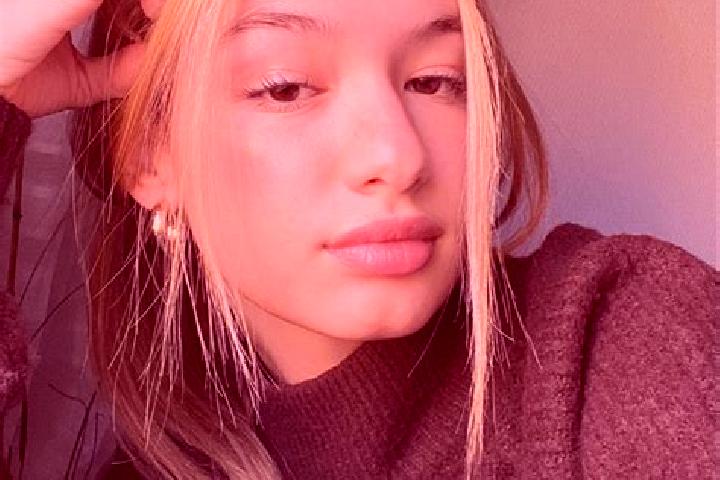 Naomi, 20, a blonde brown-eyed indian companion based in Buckatunna. Offering Domination, Fetish, Tantra, Overnight. Available for incall and outcall, day an...