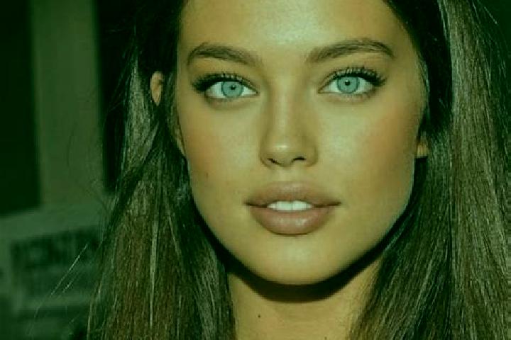 Naomi, 20, a chestnut green-eyed caucasian companion based in Freyburg. Offering OWO, CIM, Travel Companion. Available for incall and outcall, day and evenin...