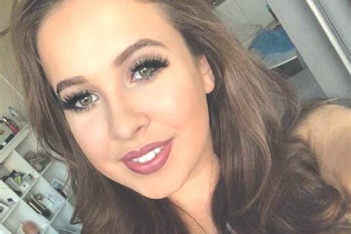 Naomi, 20, a dark blonde green-eyed mediterranean companion based in Centro de Readaptacion Social Piedras Negras. Offering Domination, Prostate Massage, Tan...