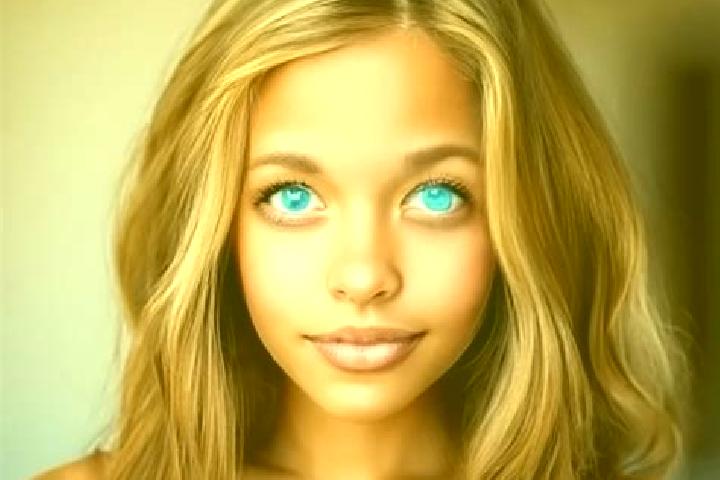 Naomi, 20, a red blue-eyed mixed companion based in Gevninge. Offering Roleplay, Deep French Kissing, BDSM. Available for incall and outcall, day and evening...