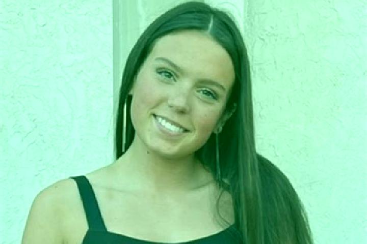 Naomi, 20 — Escort in Bentonville, United States