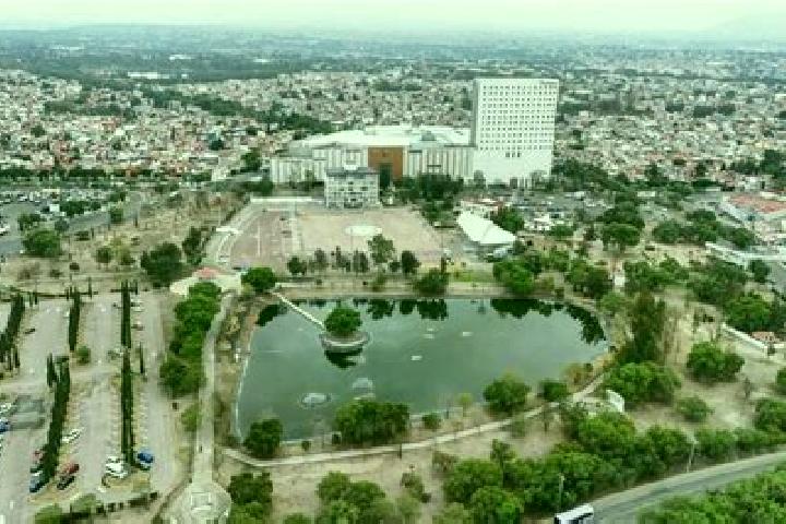 Naomi, 20 — Escort in Colonia Militar Elpidio Berlanga de Leon, Mexico