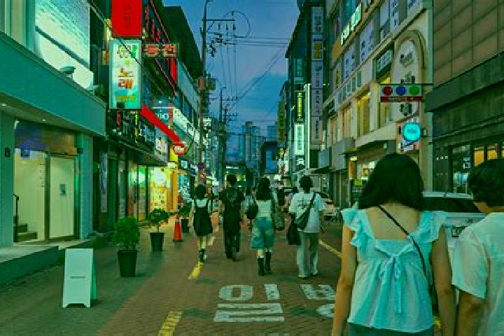 Naomi, 20 — Escort in Goyang-si, South Korea
