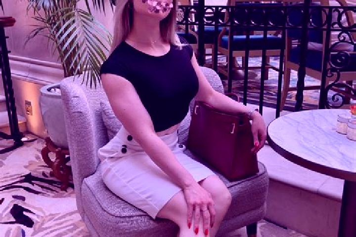 Naomi, 20 — Escort in Lorne, Canada