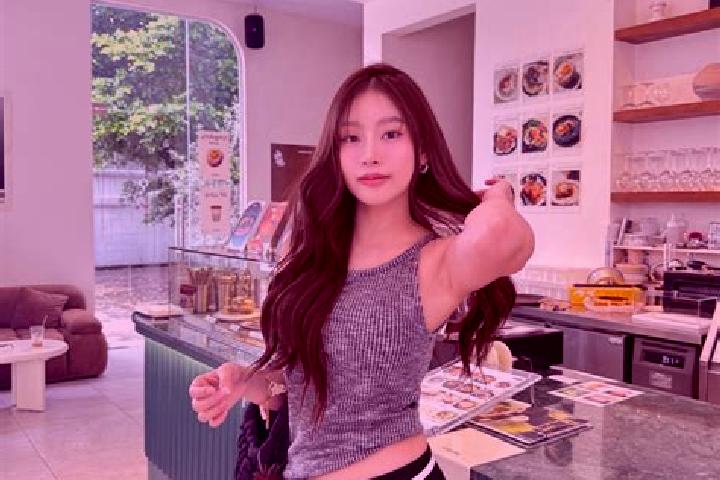Naomi, 20 — Escort in Nanlue, China
