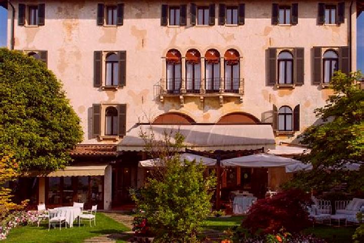 Naomi, 20 — Escort in San Polo di Piave, Italy
