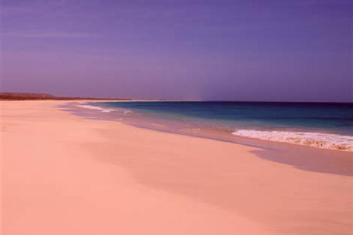 Naomi, 20 — Escort in Sao Martinho Grande, Cape Verde