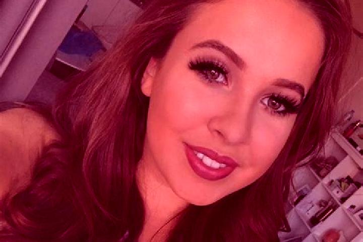 Naomi, 21, a black green-eyed european companion based in Tanetze de Zaragoza. Offering Duos, OWO, Party Girl. Available for incall and outcall, day and even...