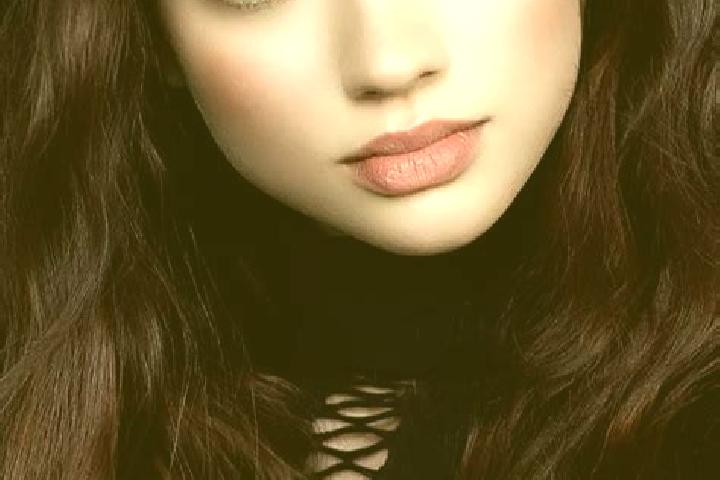 Naomi, 21, a brunette dark-eyed caucasian companion based in Prines. Offering Girlfriend Experience, Massage, OWO. Available for incall and outcall, overnigh...