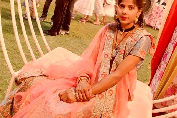 Naomi, 21 — Escort in Bazpur, India