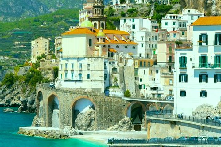Naomi, 21 — Escort in Casteltodino, Italy