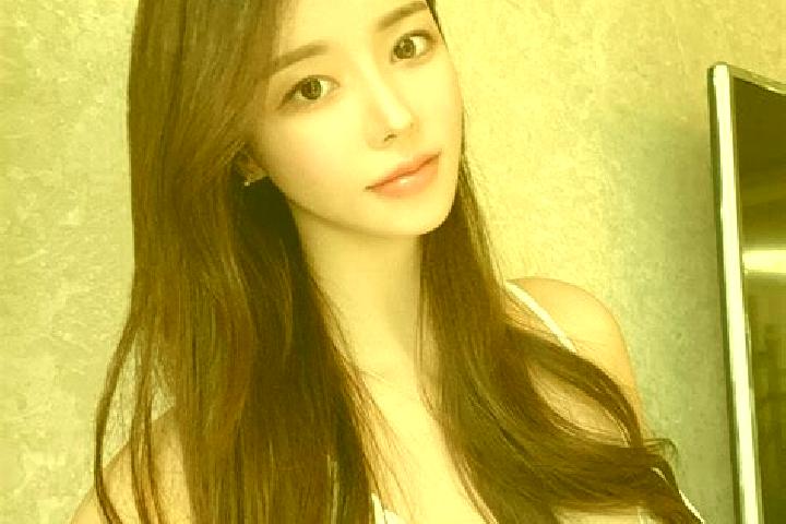 Naomi, 21 — Escort in Matou, China
