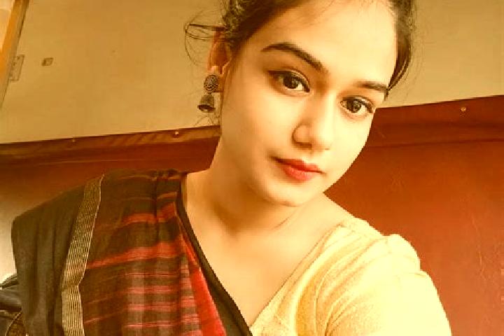 Naomi, 21 — Escort in Mirpur Bhtoro, Pakistan