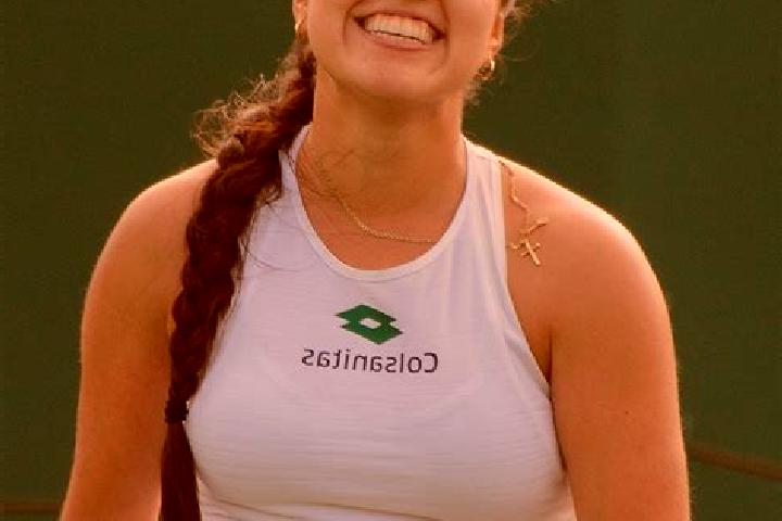 Naomi, 21 — Escort in Pedro Osorio, Brazil